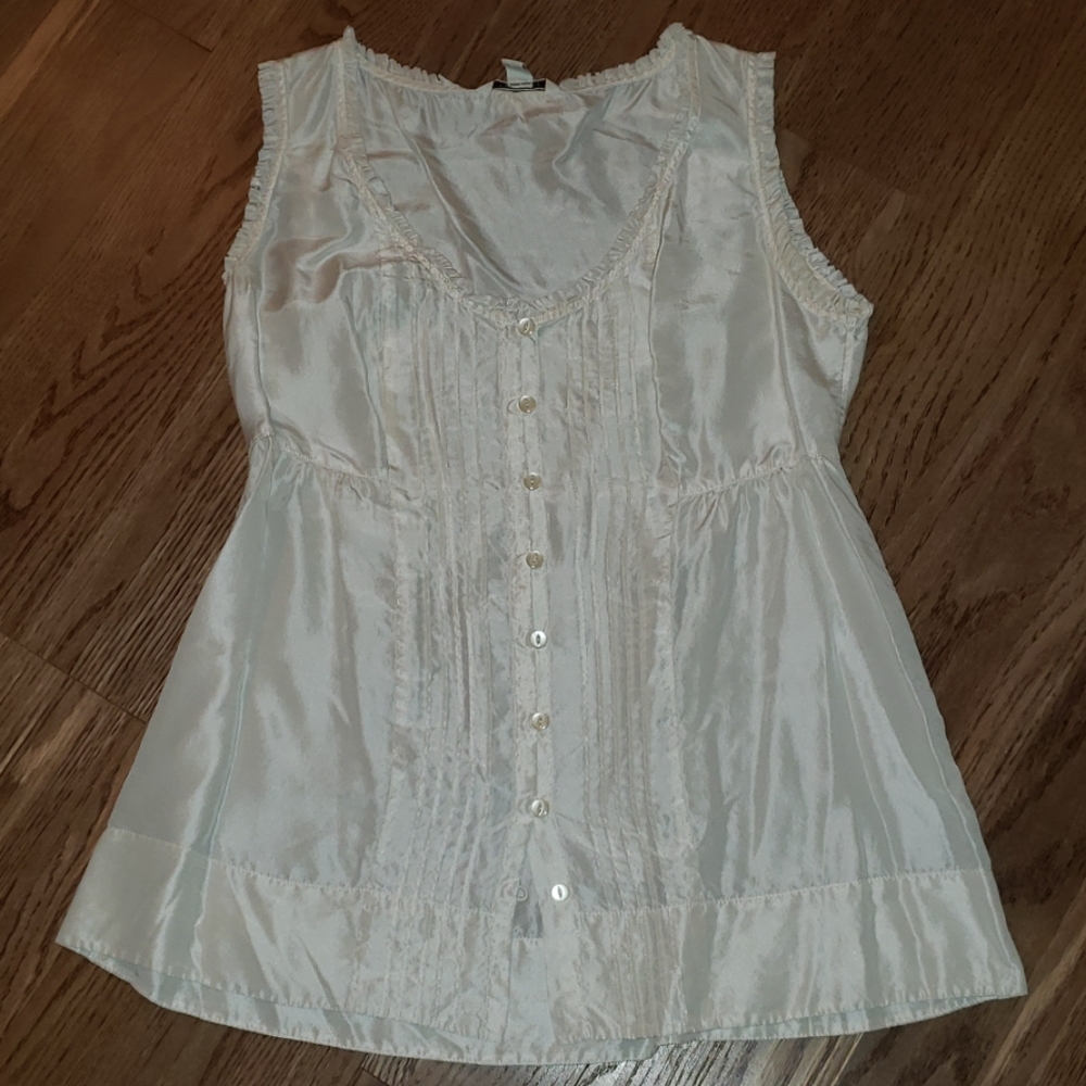 Banana Republic: Silk tank top